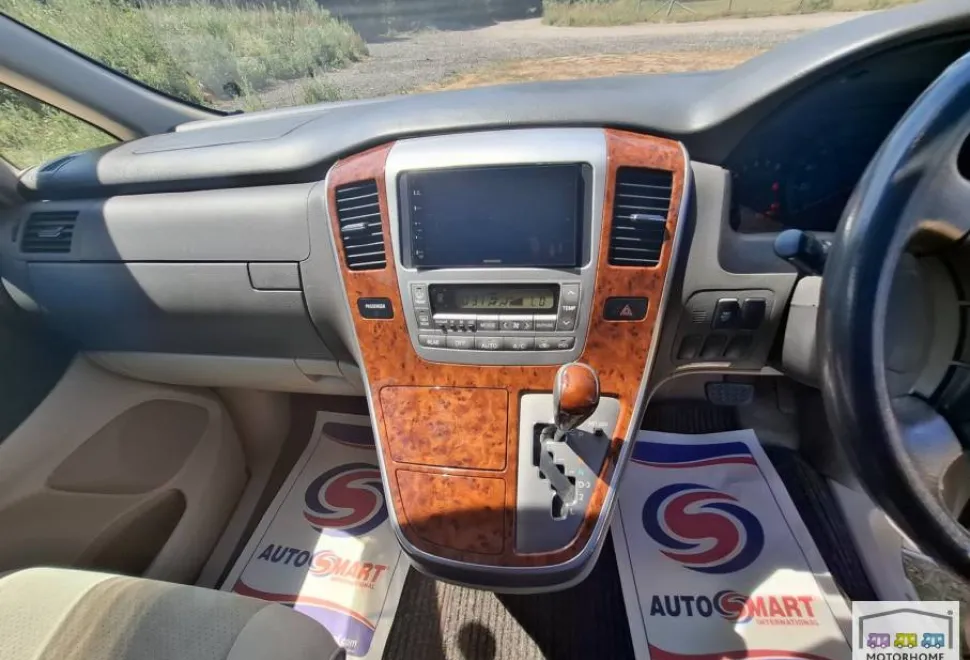 Toyota Alphard  Camper Van 2004