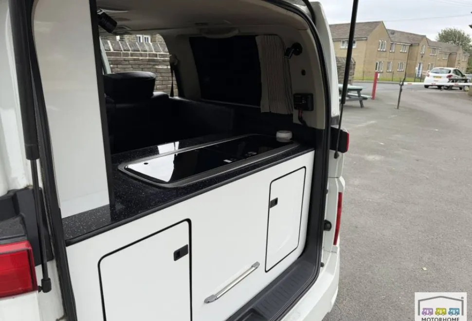 Nissan Elgrand Highway Star 2007