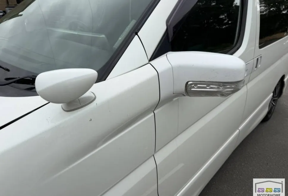 Nissan Elgrand Highway Star 2007