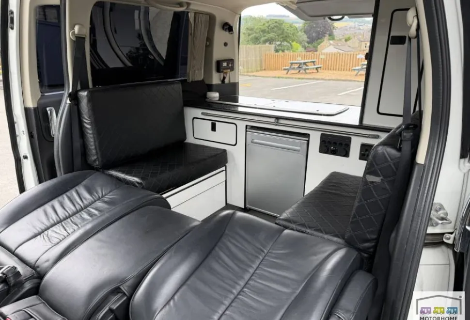 Nissan Elgrand Highway Star 2007