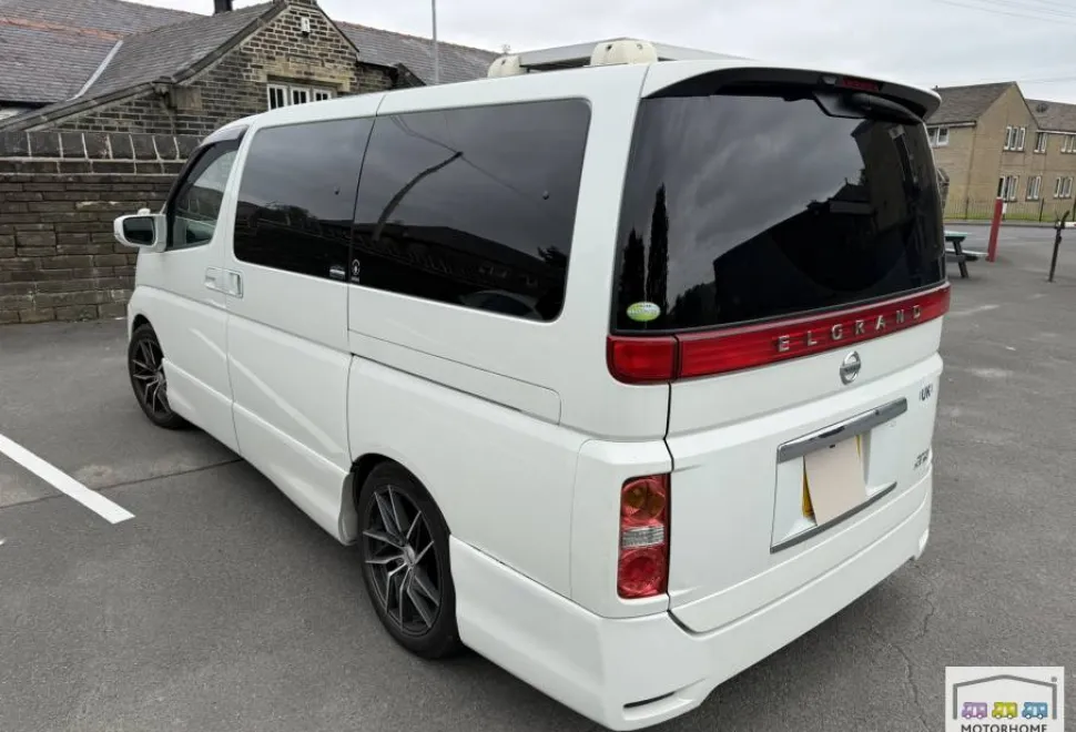 Nissan Elgrand Highway Star 2007