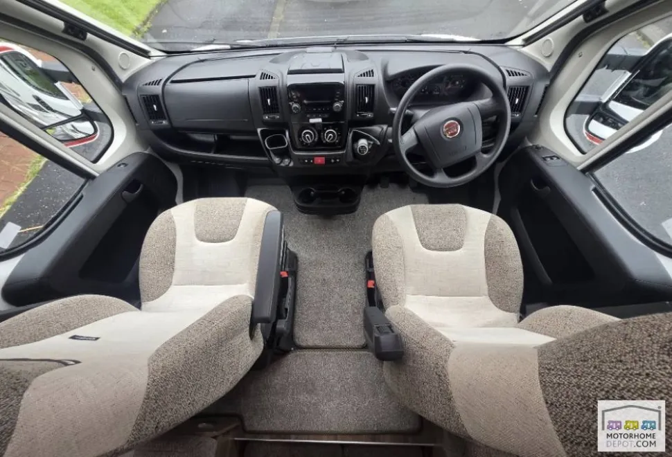 Swift Escape 675  2020