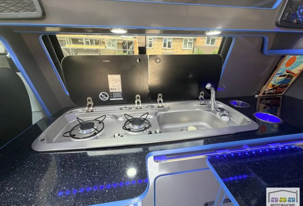 Volkswagen Transporter  2015