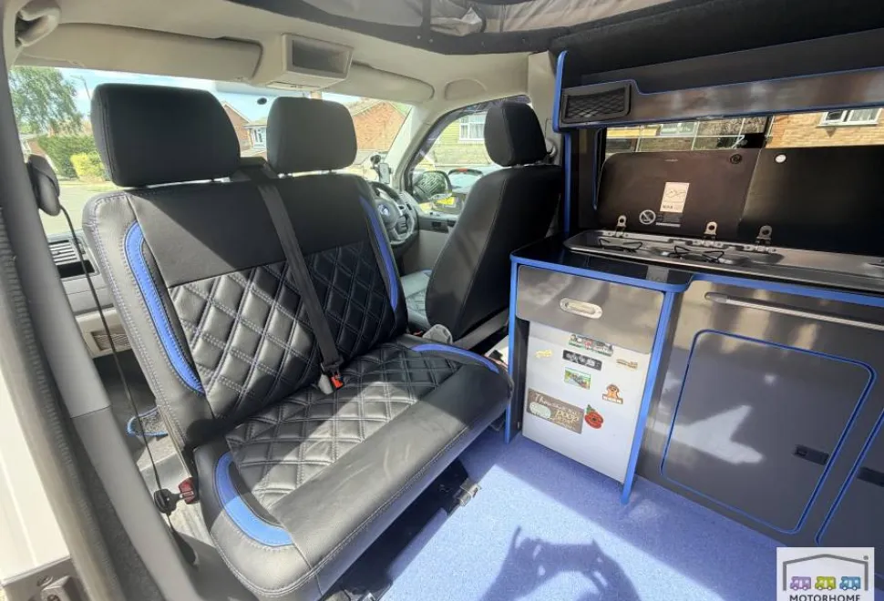 Volkswagen Transporter  2015