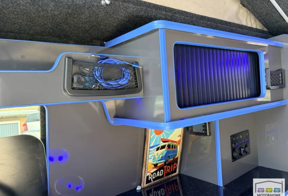 Volkswagen Transporter  2015