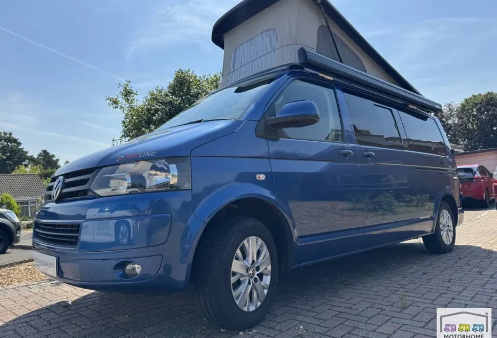 Volkswagen T5 Transporter  LWB T30  2015