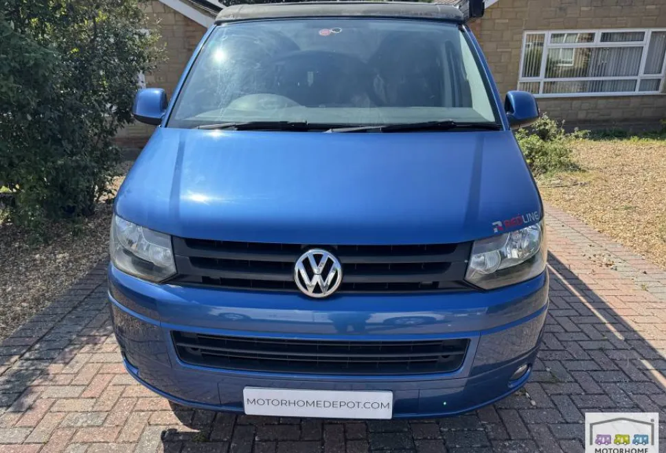 Volkswagen T5 Transporter  LWB T30  2015