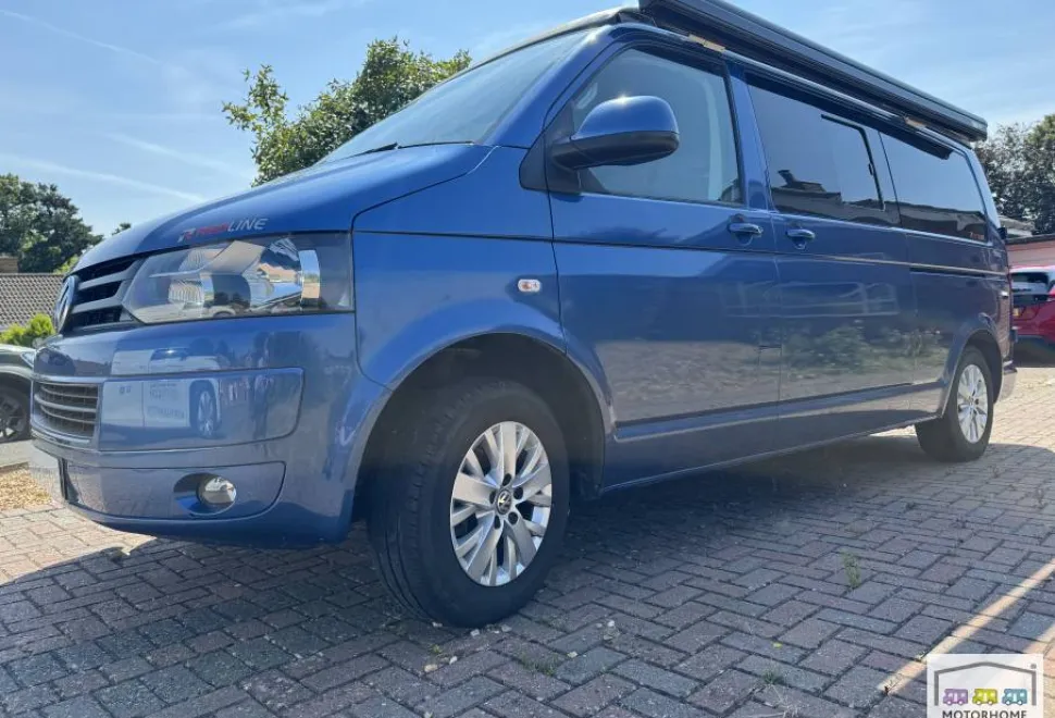 Volkswagen T5 Transporter  LWB T30  2015