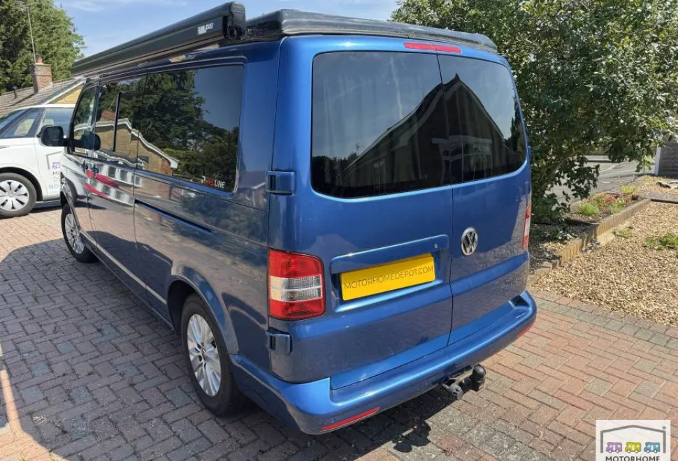 Volkswagen T5 Transporter  LWB T30  2015