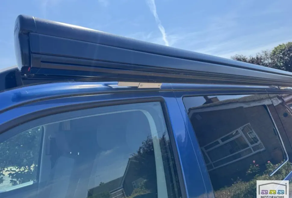 Volkswagen T5 Transporter  LWB T30  2015