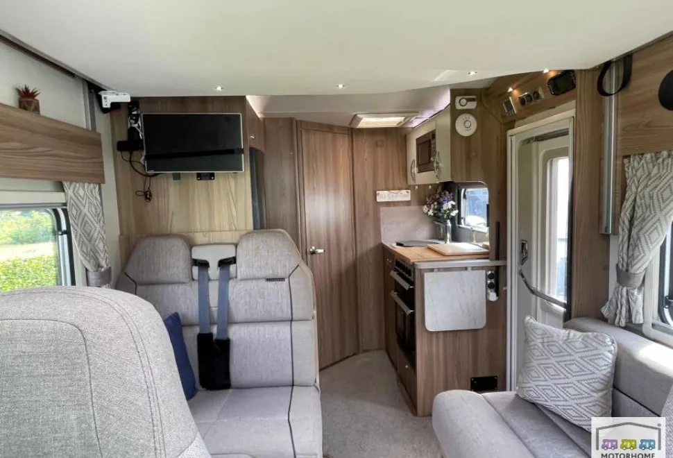 Bessacarr 424  2017