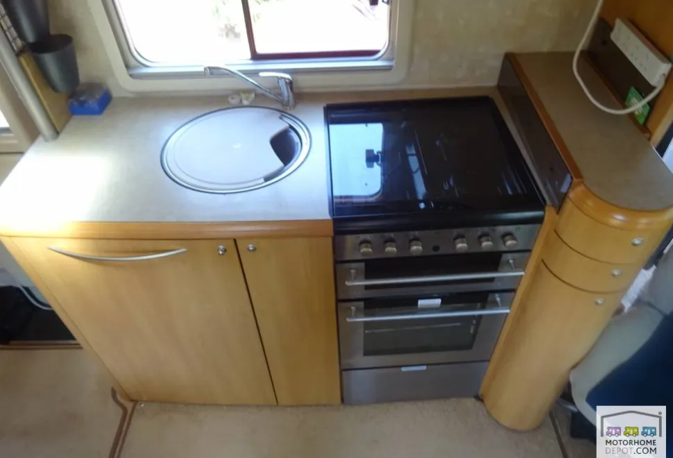 Swift Kon-Tiki 645 2006