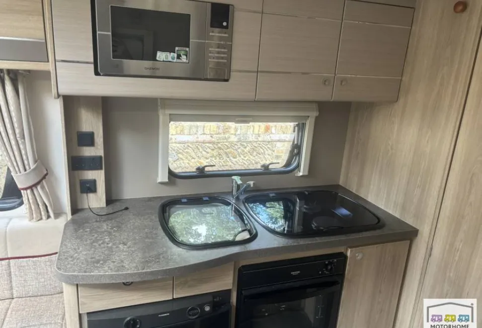 Elddis Majestic 105 2018