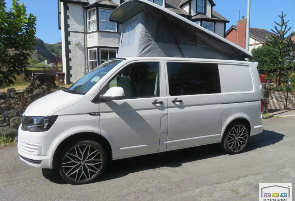 Volkswagen T28 S Line 2016