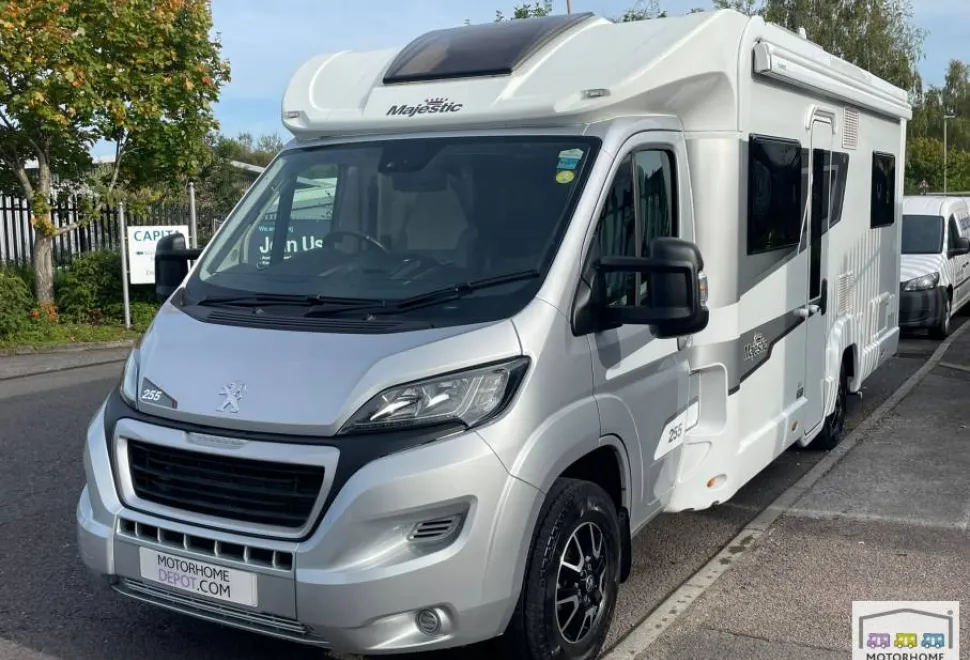 Elddis Majestic 255 2020