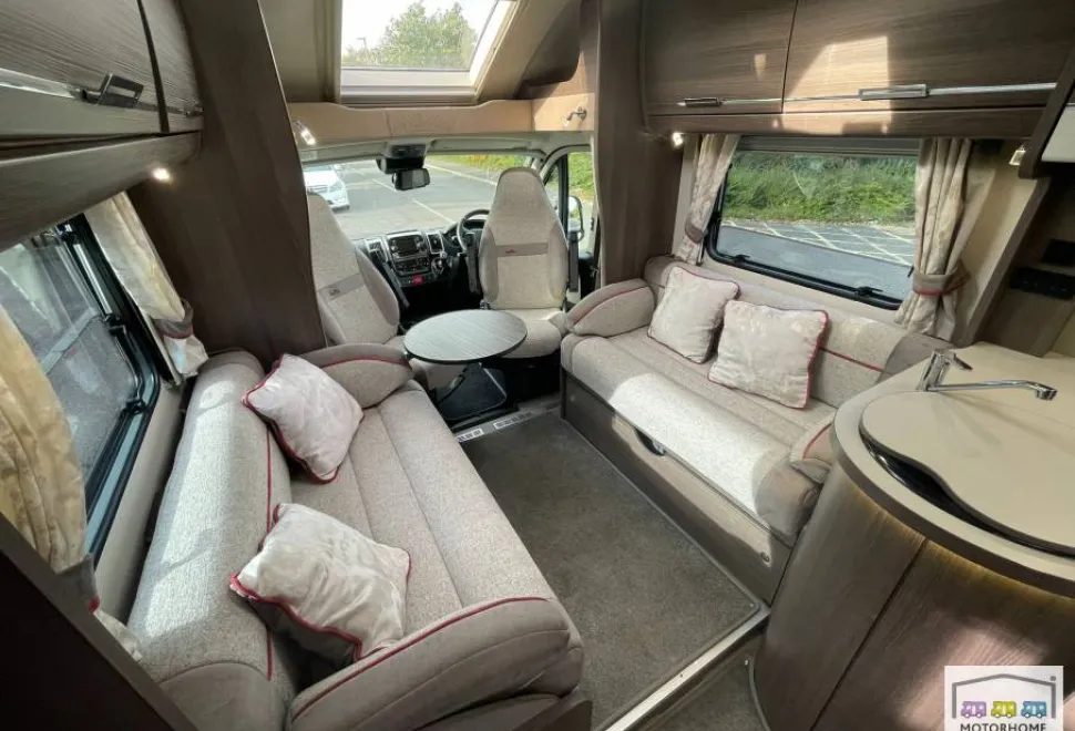 Elddis Majestic 255 2020