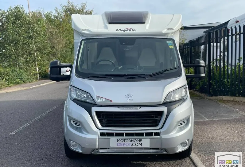 Elddis Majestic 255 2020