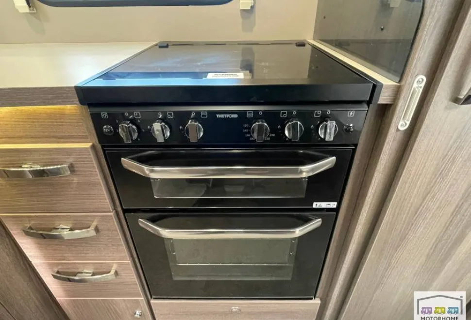 Elddis Majestic 255 2020