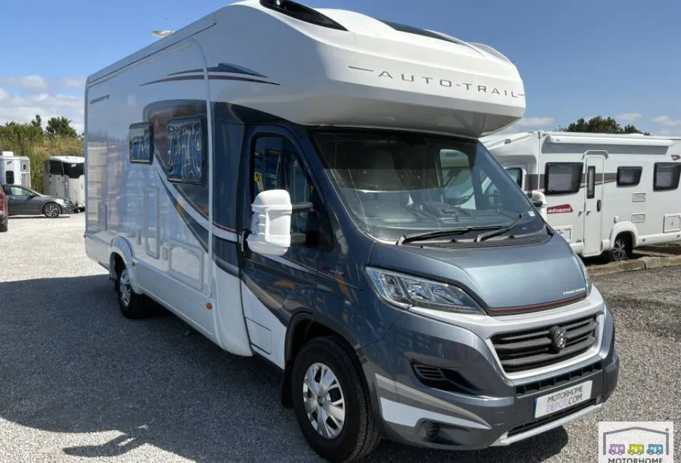 Auto-Trail Tracker FB 2018