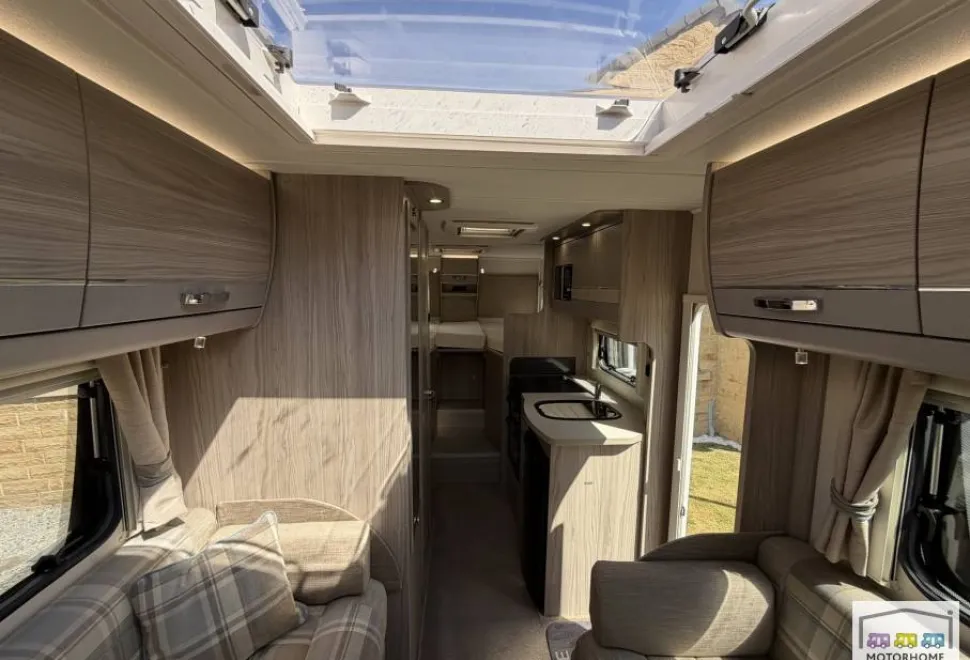 Elddis Autoquest  194 2022