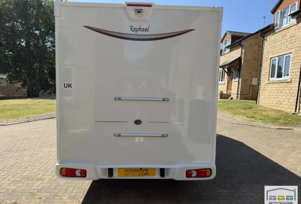 Elddis Autoquest  194 2022