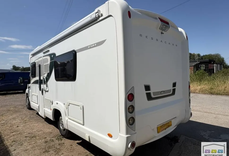 Swift Bessacarr  584 2012