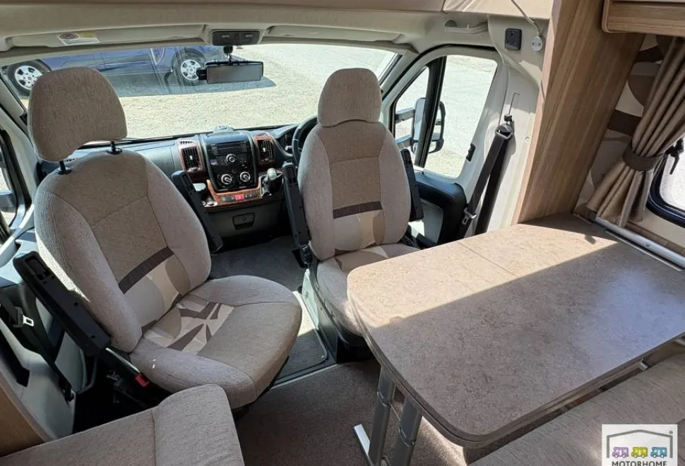 Swift Bessacarr  584 2012