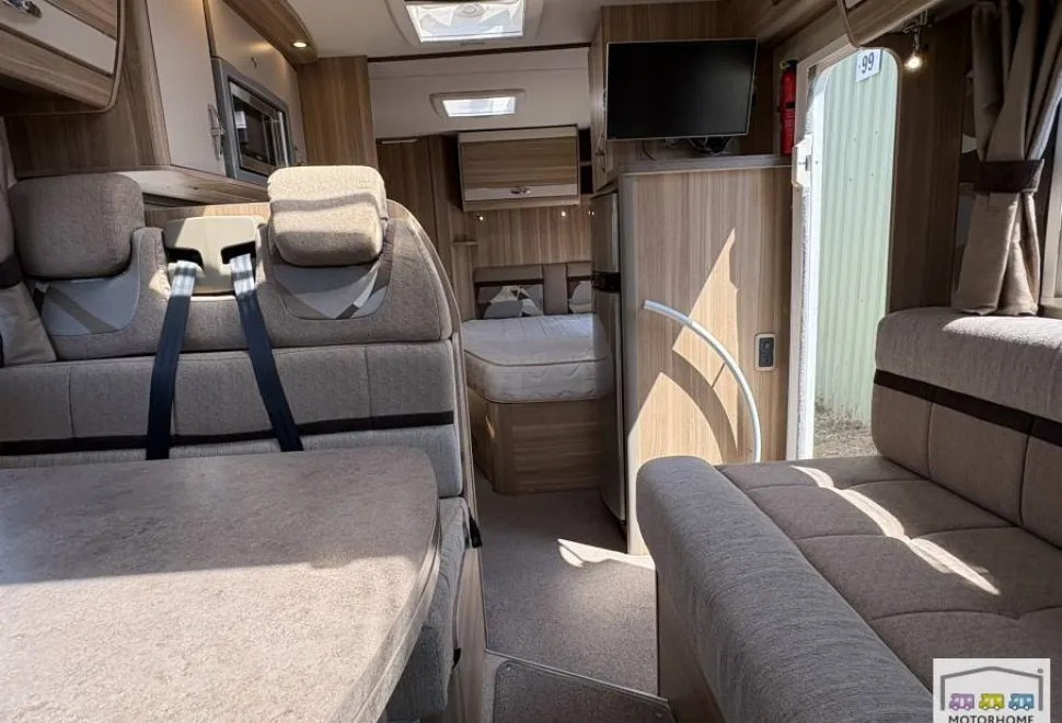 Swift Bessacarr  584 2012