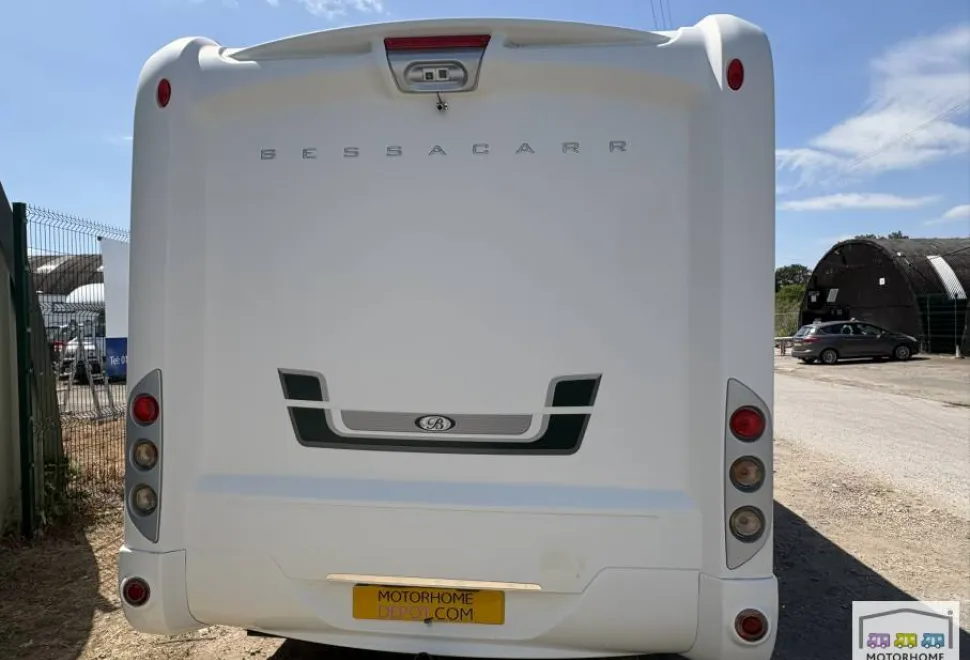 Swift Bessacarr  584 2012