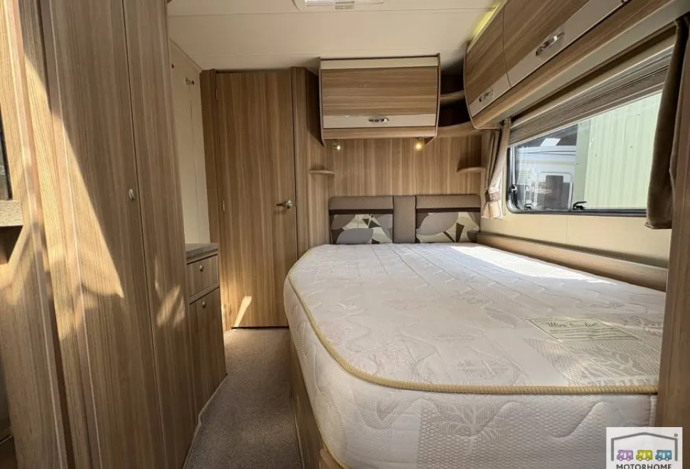 Swift Bessacarr  584 2012