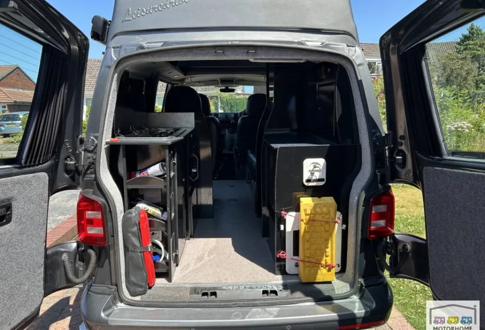 Volkswagen Leisuredrive Vivante 2016
