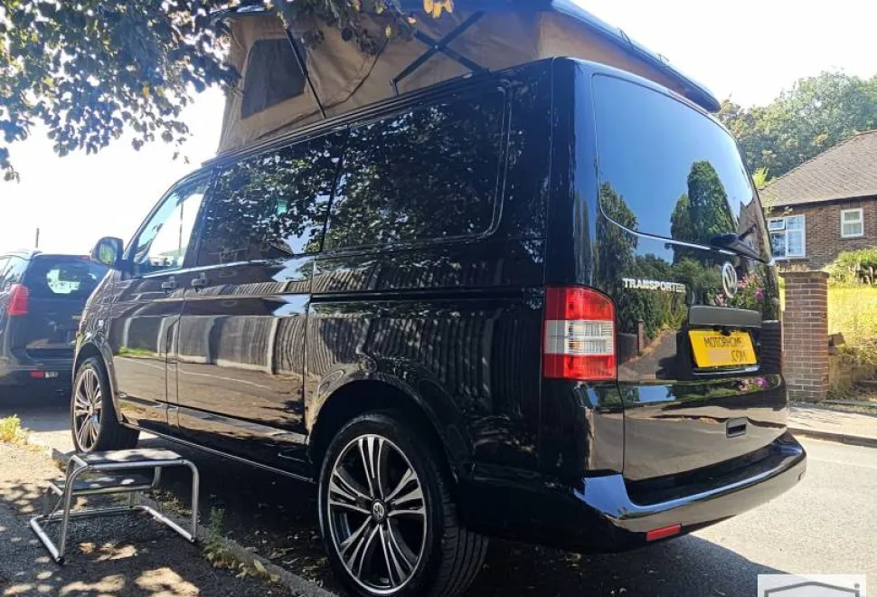 Volkswagen Transporter T5.1  2010