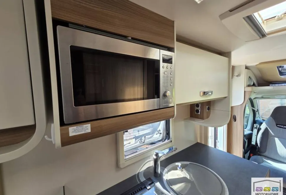 Swift Escape Compact C402 2019