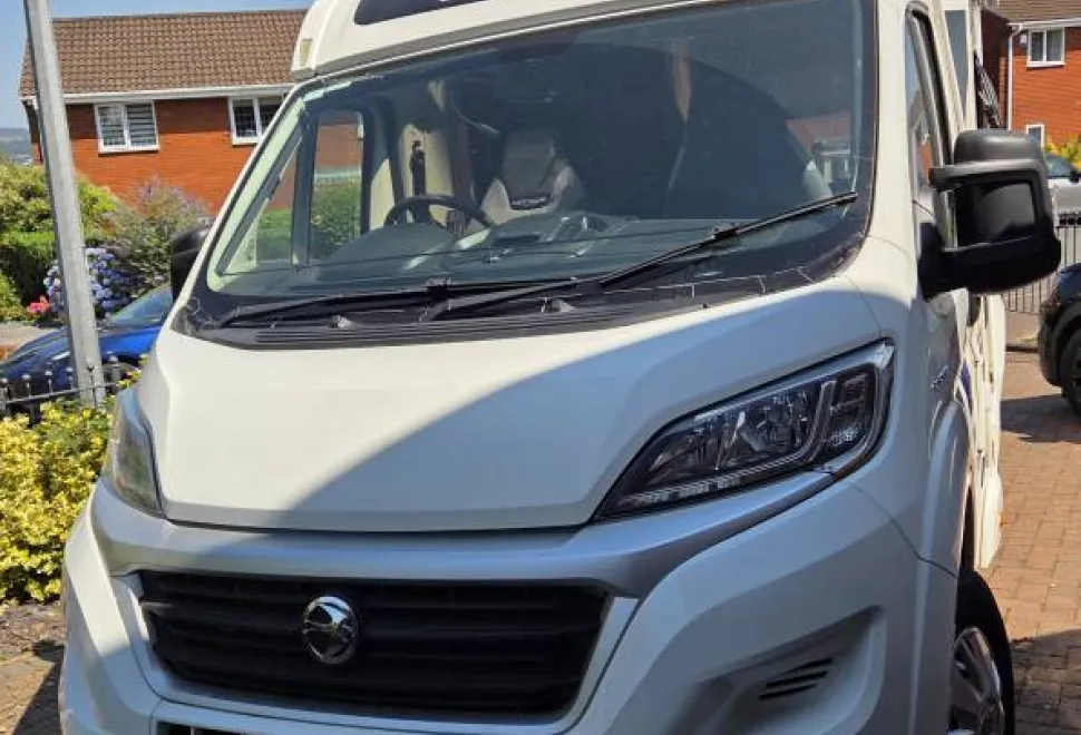 Swift Escape Compact C402 2019