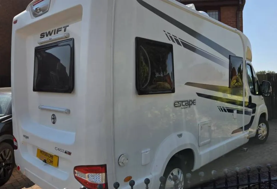Swift Escape Compact C402 2019