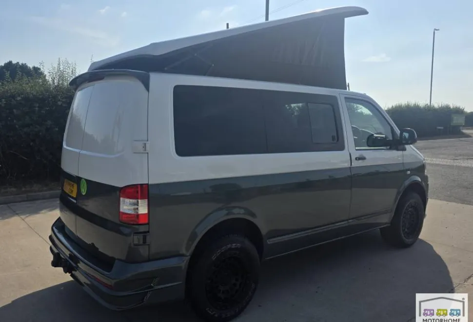 Volkswagen T5.1   2011