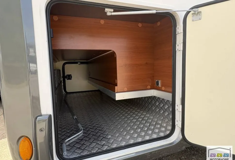 Mobilvetta K-Yacht  Tekno Line 80 2017