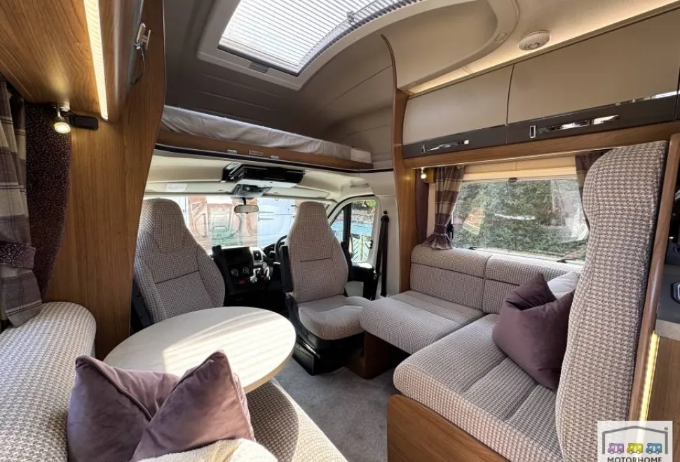 Auto-Trail Tracker EB 2016
