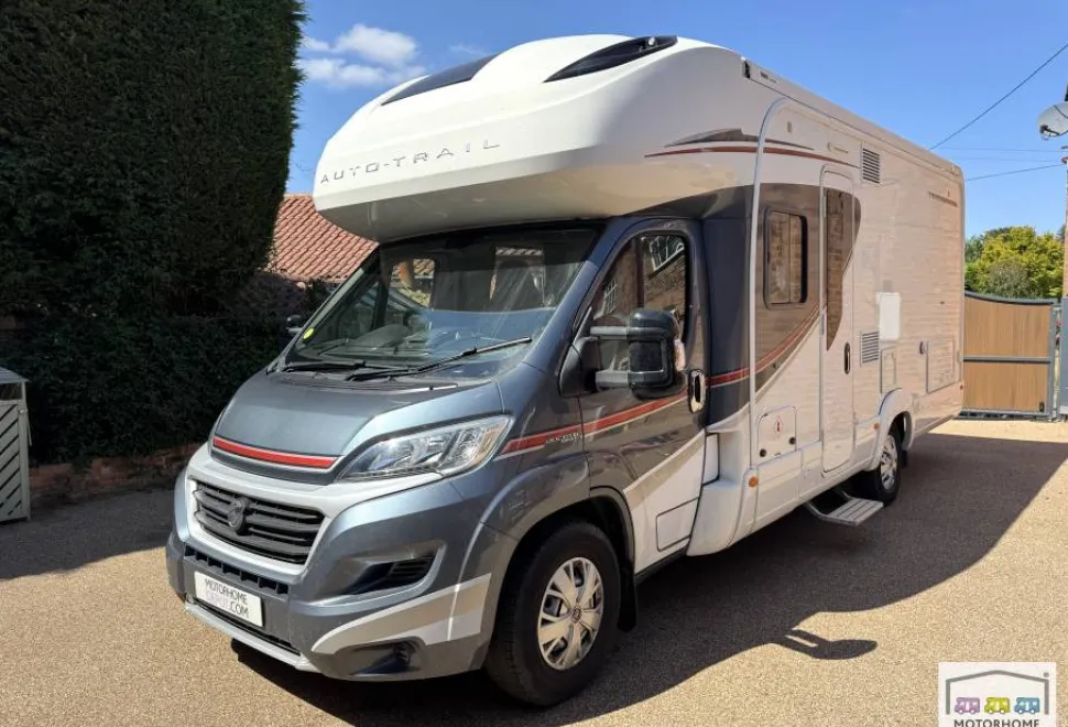 Auto-Trail Tracker EB 2016