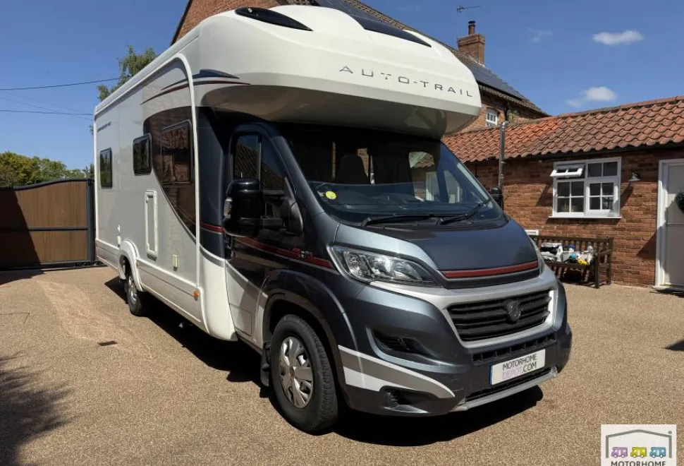 Auto-Trail Tracker EB 2016