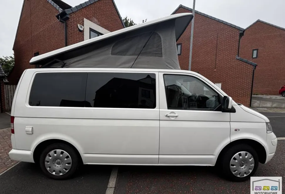 Volkswagen T5  2009