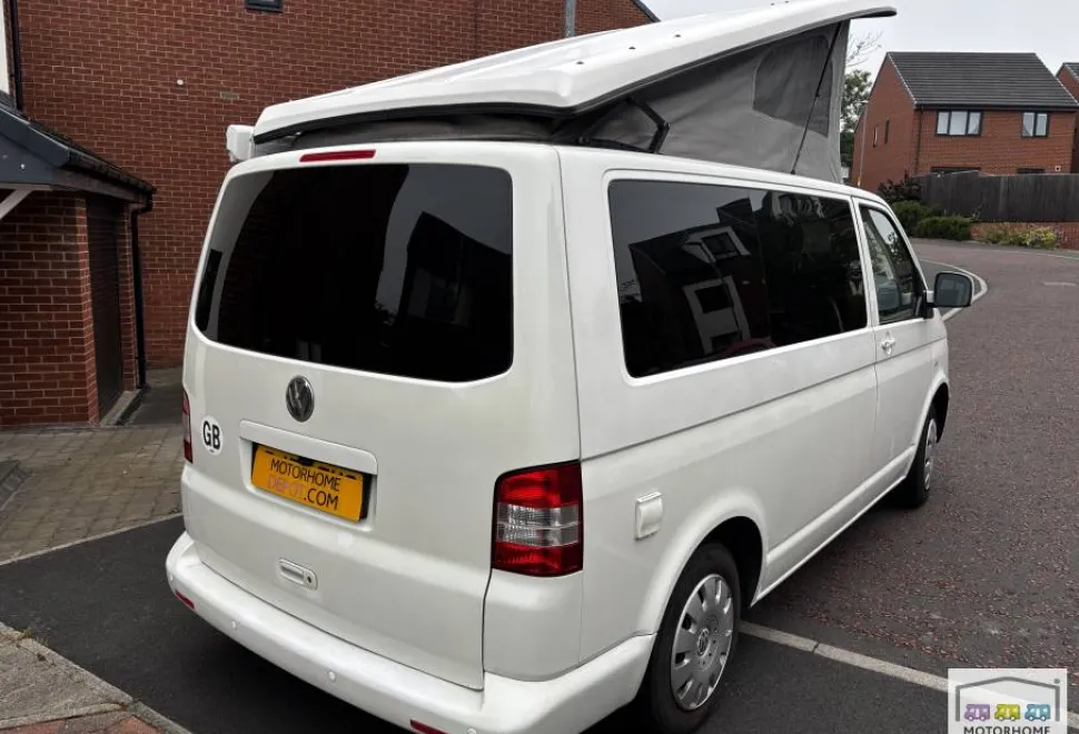 Volkswagen T5  2009