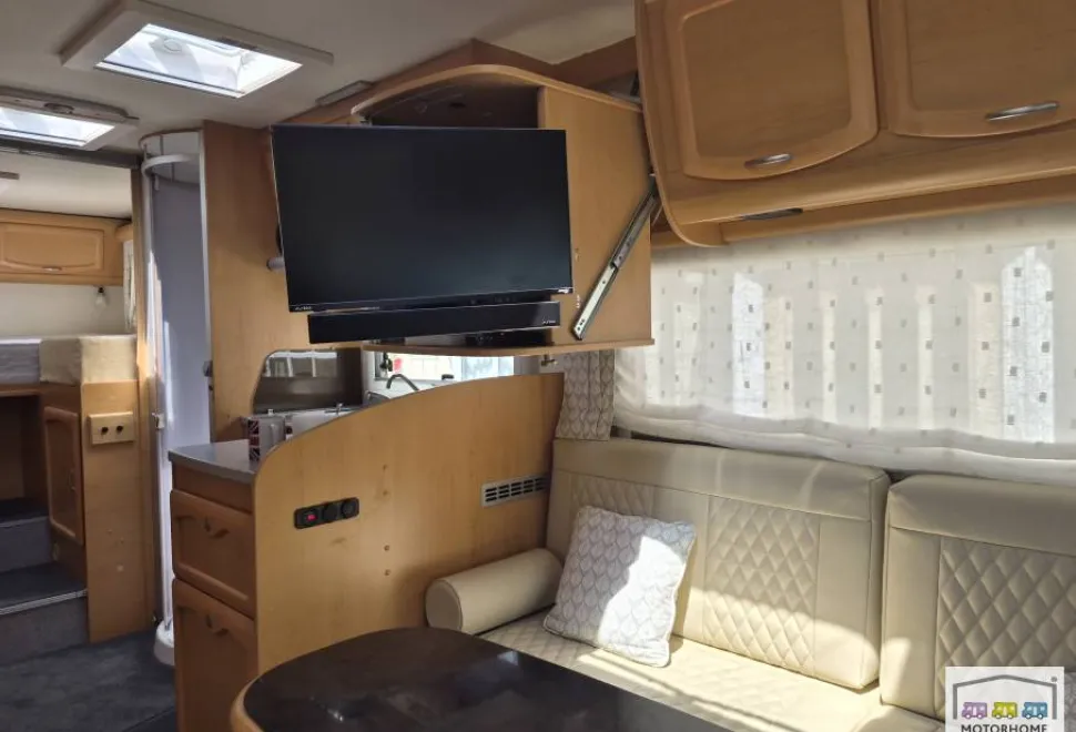 Frankia Luxury Class  i800 2004
