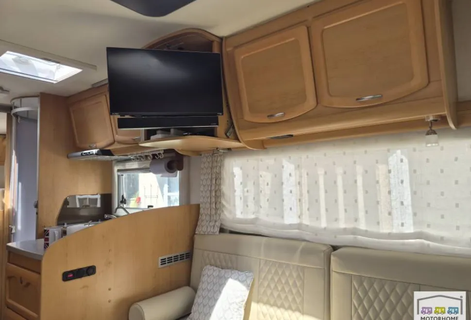 Frankia Luxury Class  i800 2004