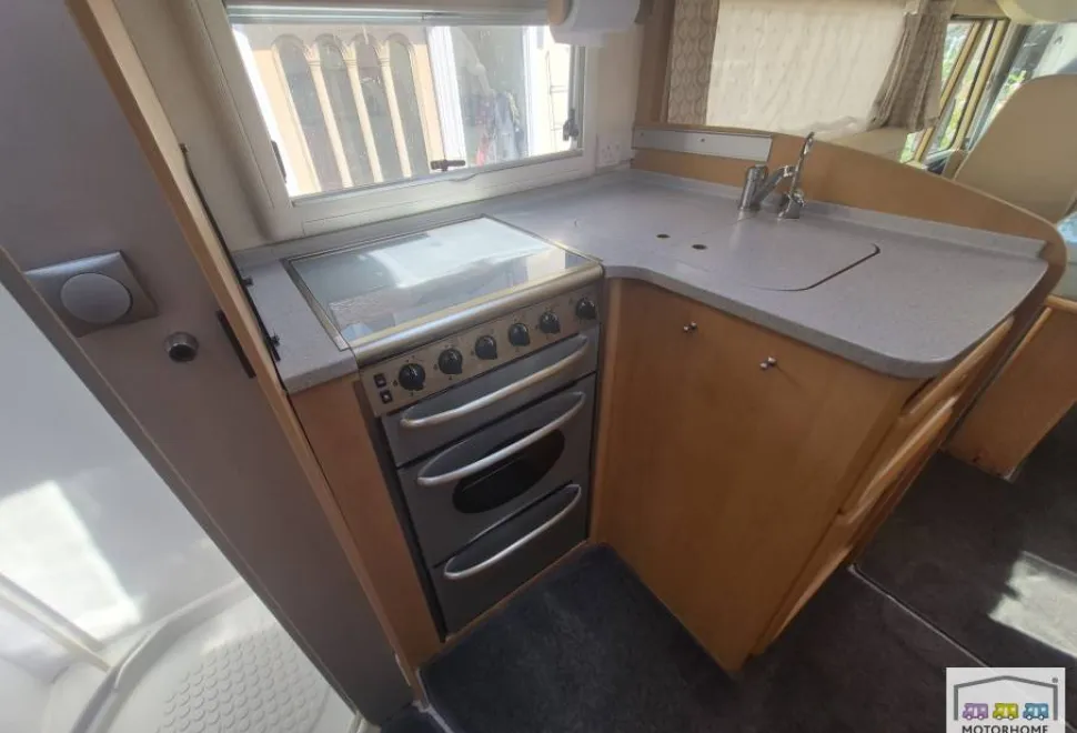 Frankia Luxury Class  i800 2004