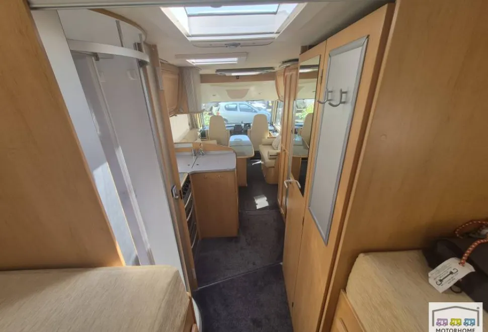 Frankia Luxury Class  i800 2004