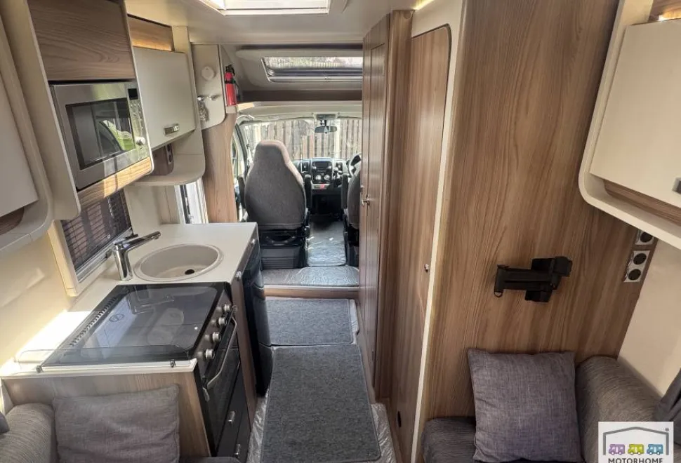 Swift Escape 622 2017