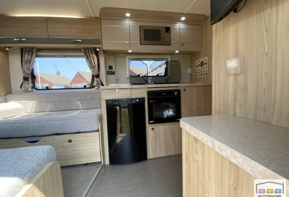 Elddis Prestige  2016