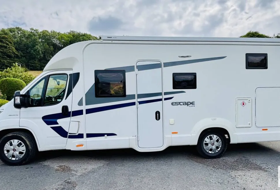 Swift Escape 684 2017
