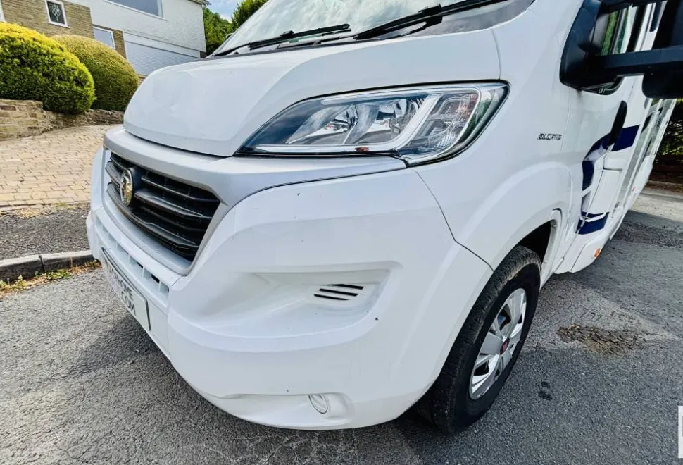 Swift Escape 684 2017